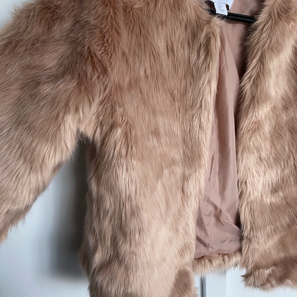 Faux fur jacket - Picture 3 of 4